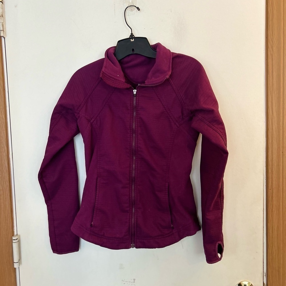 Nike Fit Thermal Full zip Athletic Jacket with finger  holes